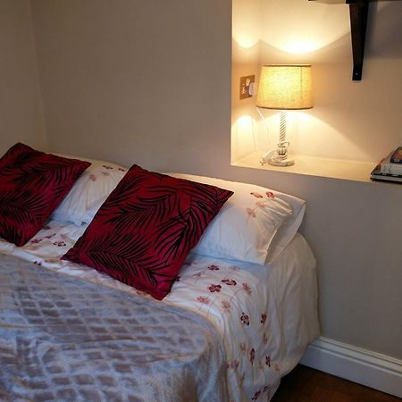 Hammersmith Apartment Brentford Buitenkant foto