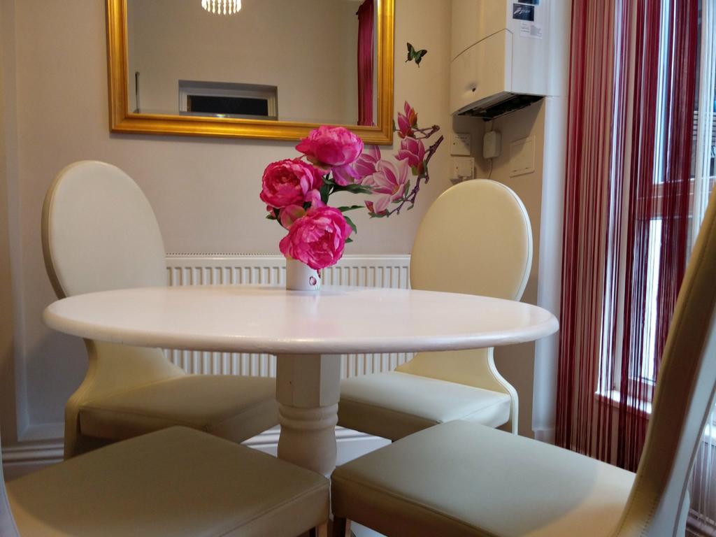 Hammersmith Apartment Brentford Buitenkant foto